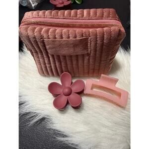Makeup Bag with Hair Claws